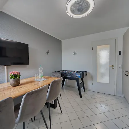 شقة Dresdenstay Modern 3 Schlafzimmer Kamin Ps4 Kicker *